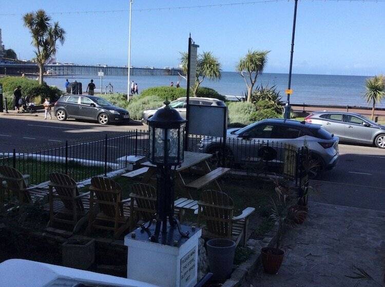 בית מלון כפרי The Trevone, Llandudno