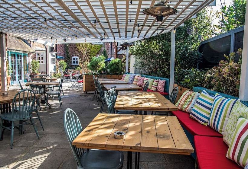 فندق The Winning Post