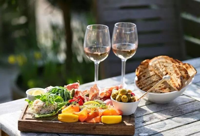 فندق The Winning Post