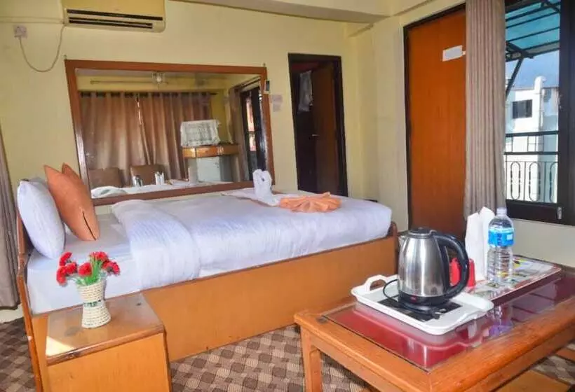 هتل Travel Inn
