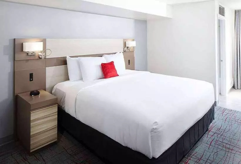 ホテル Wyndham Garden Columbia Ft Jackson