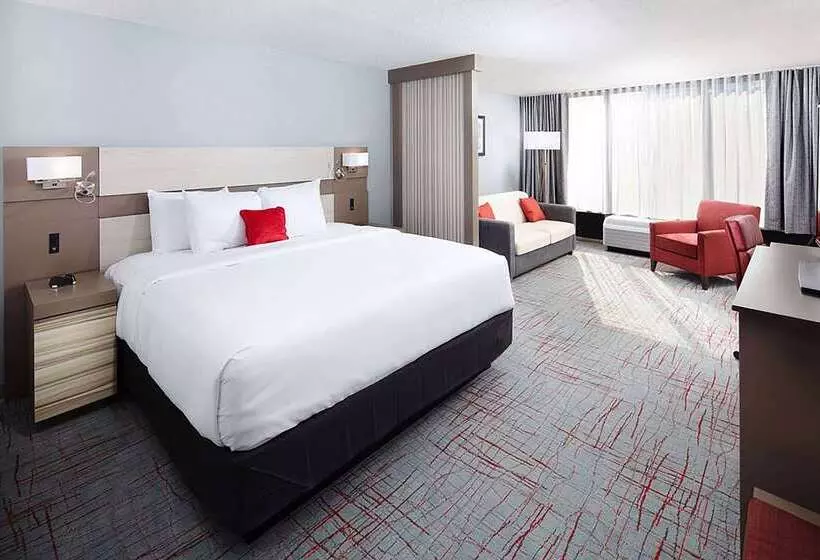 ホテル Wyndham Garden Columbia Ft Jackson