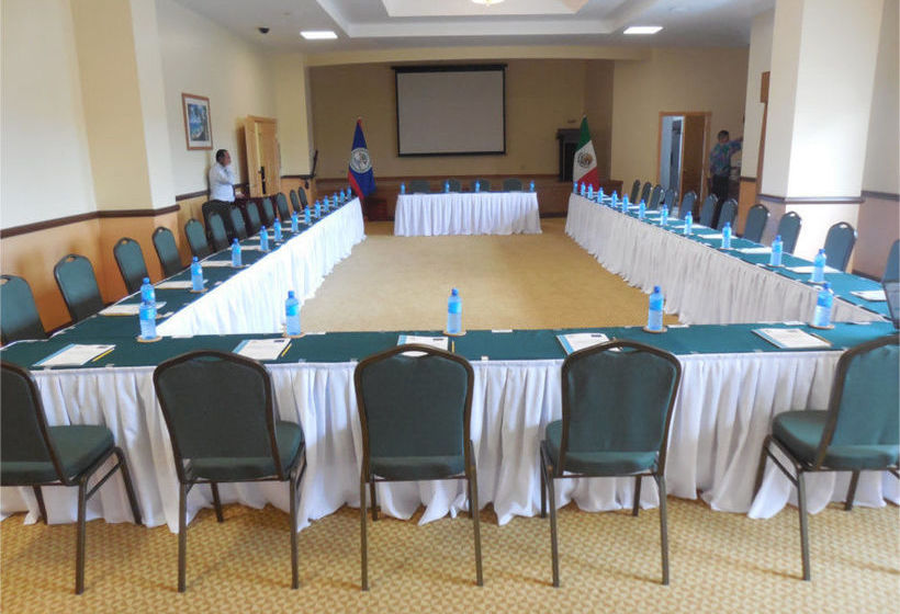 בית מלון כפרי Las Vegas  & Casino