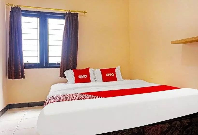 Hotelli Karawaci Taman Permata Tiga Mitra Reddoorz