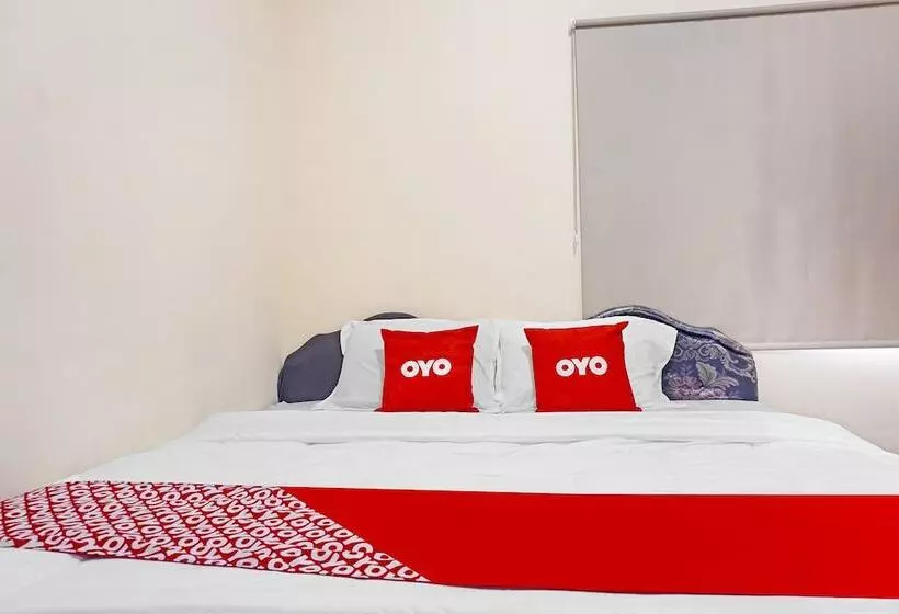 Hotelli Karawaci Taman Permata Tiga Mitra Reddoorz