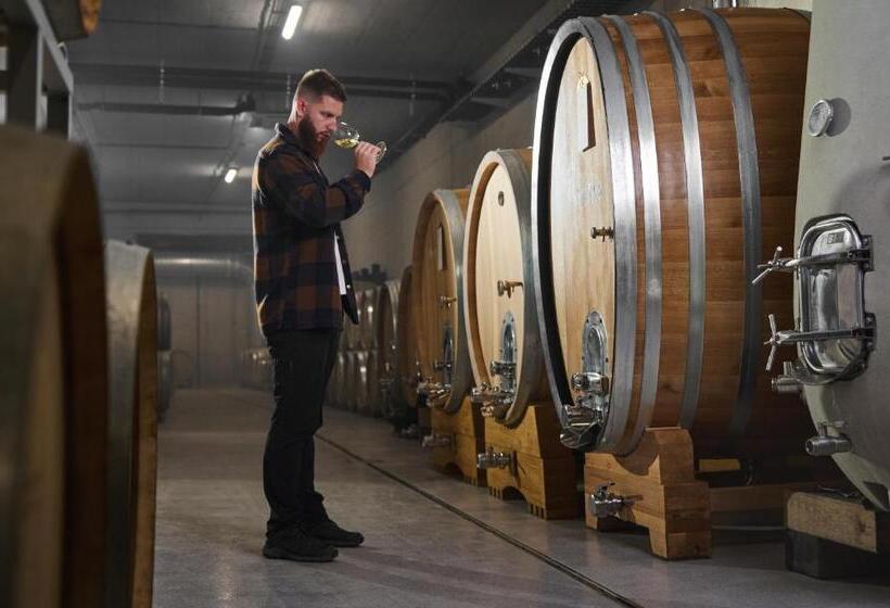 فندق Thaya Vinařství