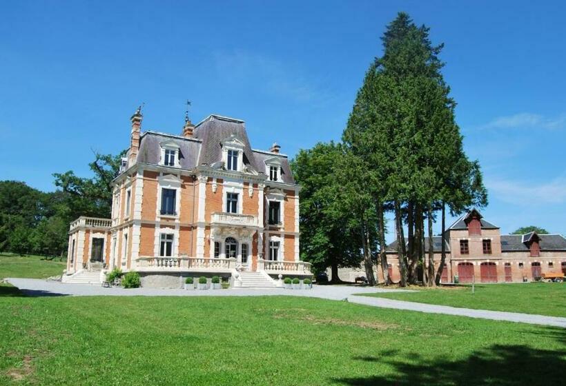 Bed and Breakfast Chateau Sourliavoux, Appartement En Chambres D Hôtes