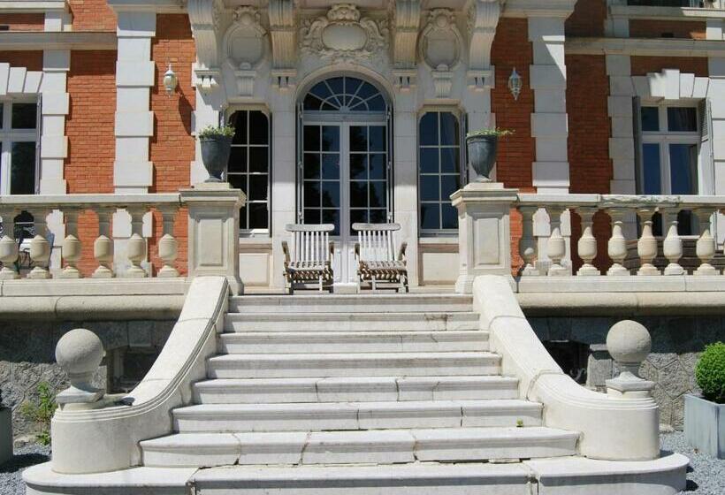 Bed and Breakfast Chateau Sourliavoux, Appartement En Chambres D Hôtes