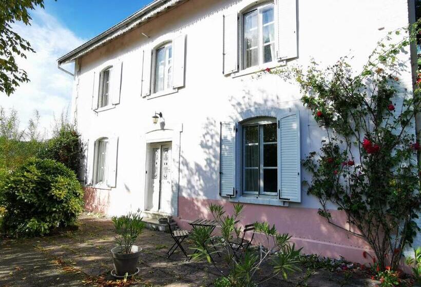 Bed and Breakfast Le Clos De La Borde, Chambre Bleue