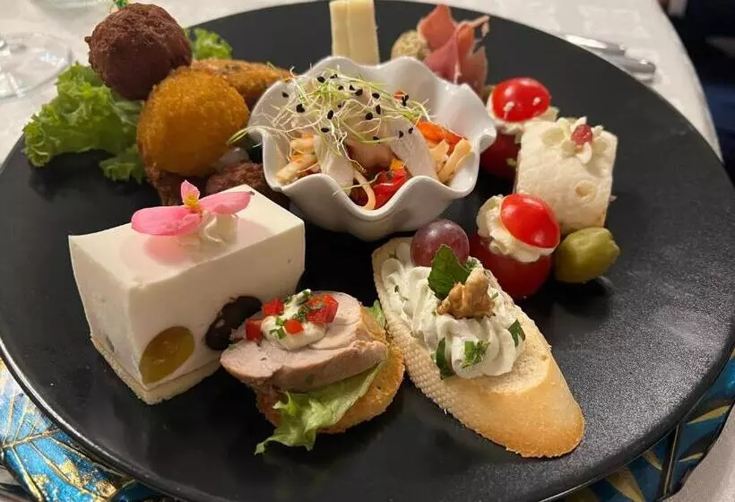 Domeniul Valea Lupilor  Pensiunea Valea Cu Struti