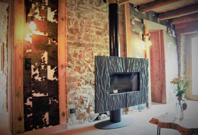 Пансион Les Chalets De Ludran