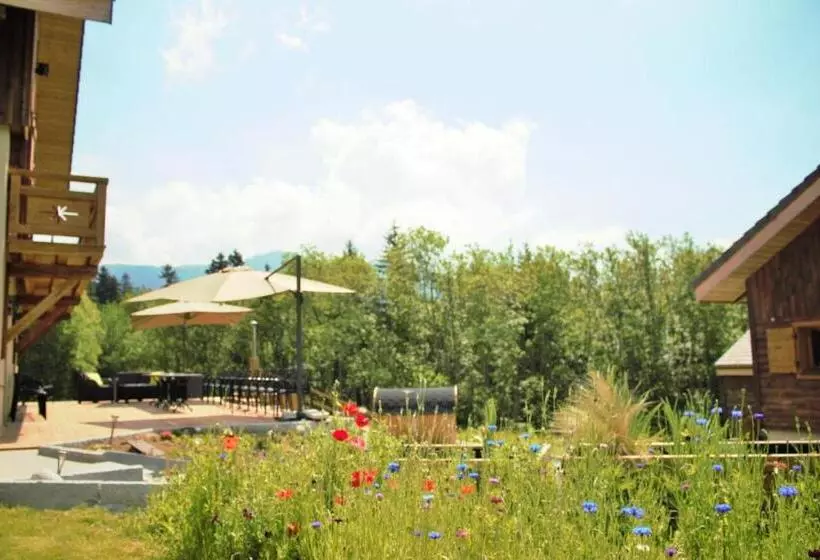 Majatalo Les Chalets De Ludran