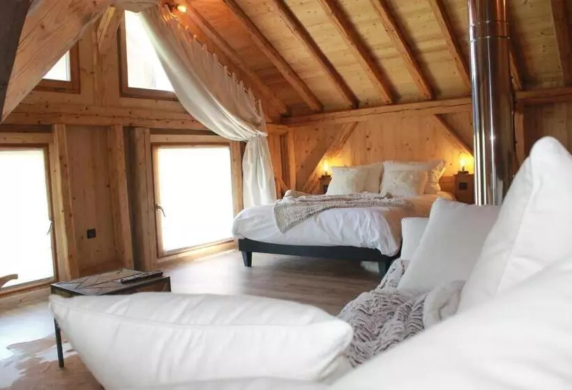 Majatalo Les Chalets De Ludran