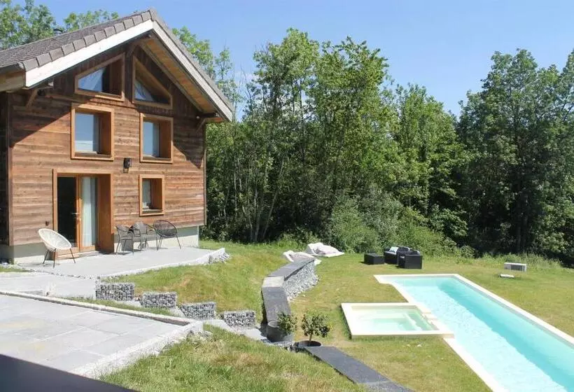 Majatalo Les Chalets De Ludran