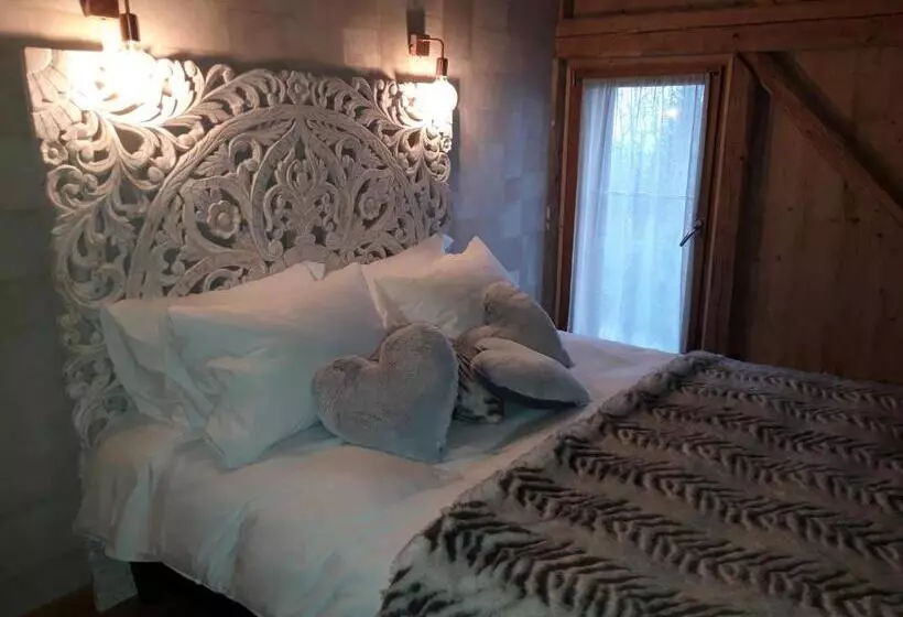 Majatalo Les Chalets De Ludran