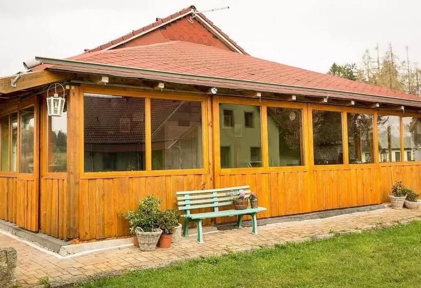 Majatalo Penzion Zeeman