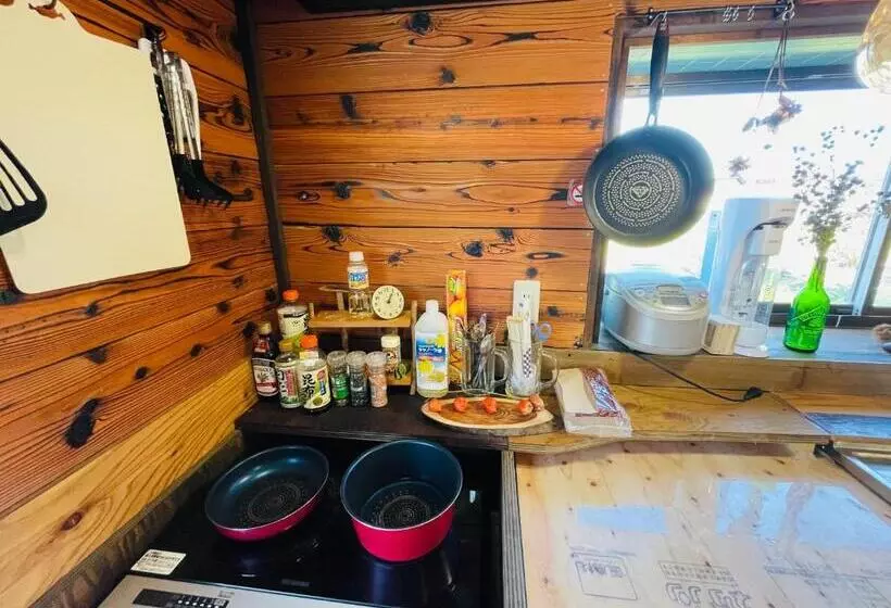 Retkeilymaja Gypsy Takashima