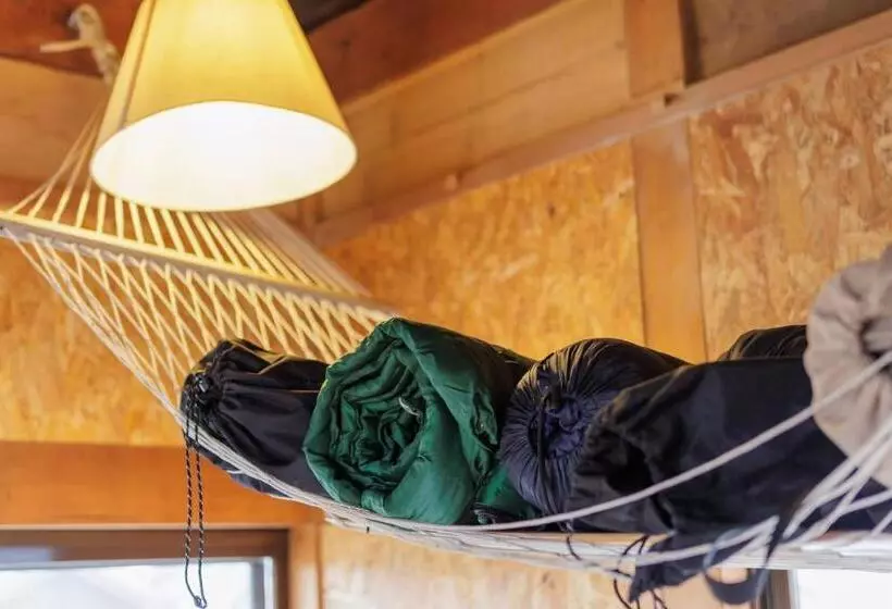 Retkeilymaja Gypsy Takashima