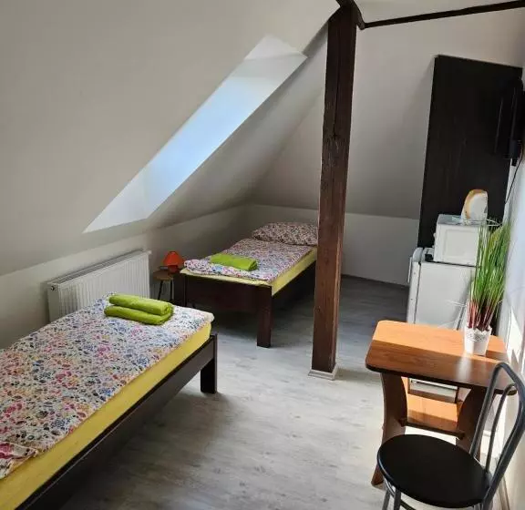 Retkeilymaja Ubytování Jeřábek