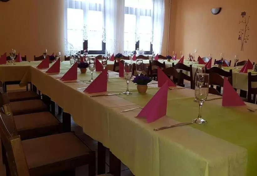 Retkeilymaja Ubytování Jeřábek