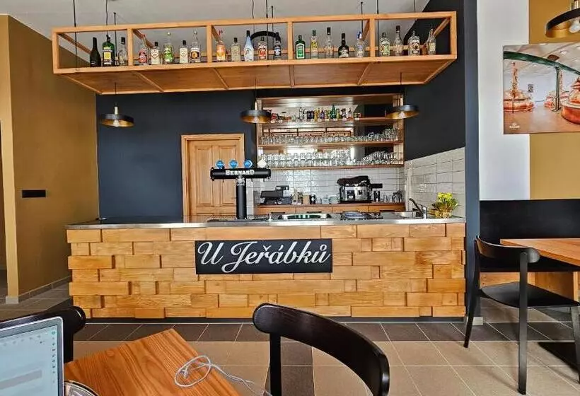 Retkeilymaja Ubytování Jeřábek