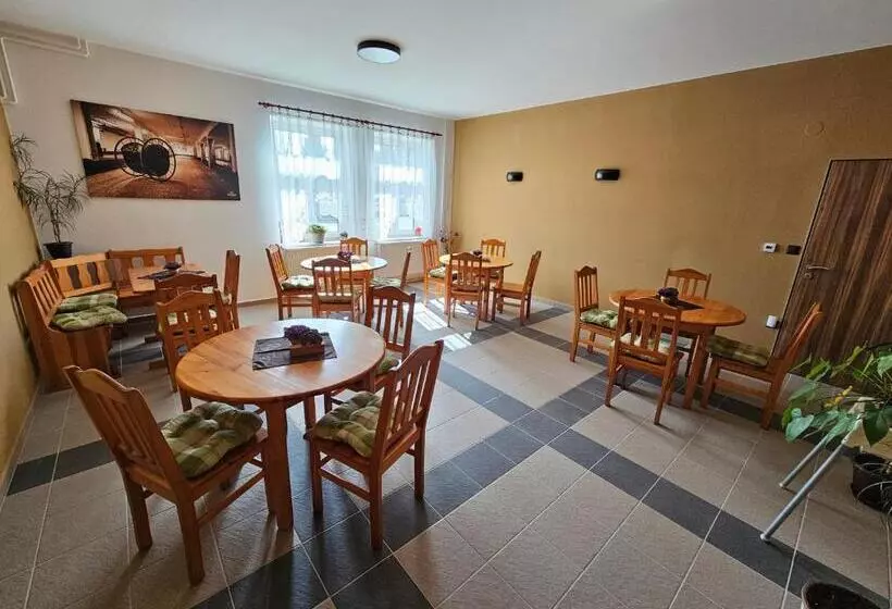 Retkeilymaja Ubytování Jeřábek