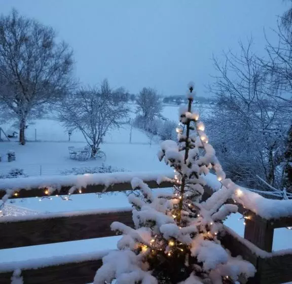 Entre Monts Et Collines B&b Et Spa En Option