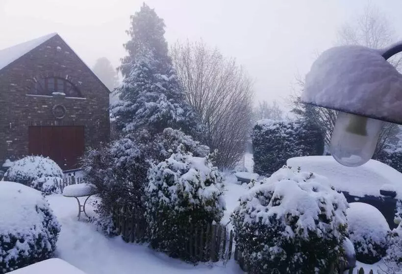 ベッドアンドブレックファースト A L Ombre Du Noyer