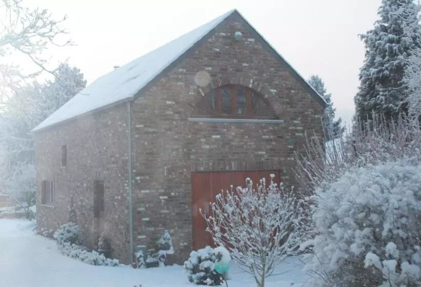 ベッドアンドブレックファースト A L Ombre Du Noyer