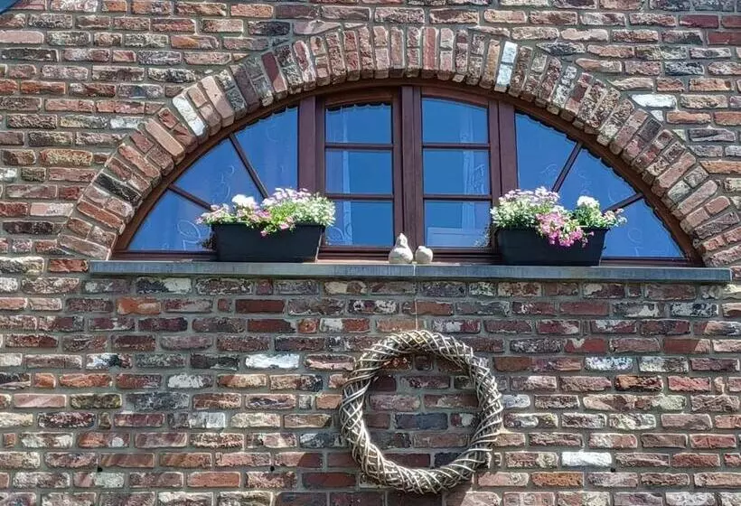 ベッドアンドブレックファースト A L Ombre Du Noyer