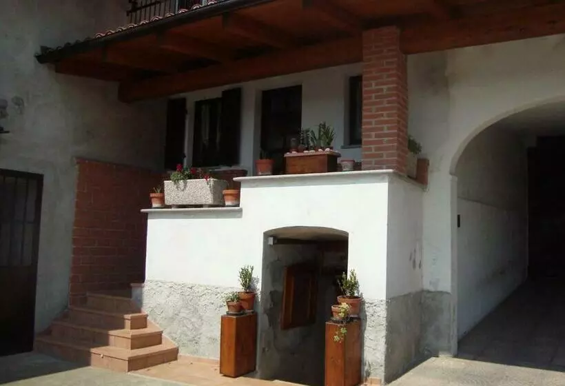 ベッドアンドブレックファースト Al Mobile Antico