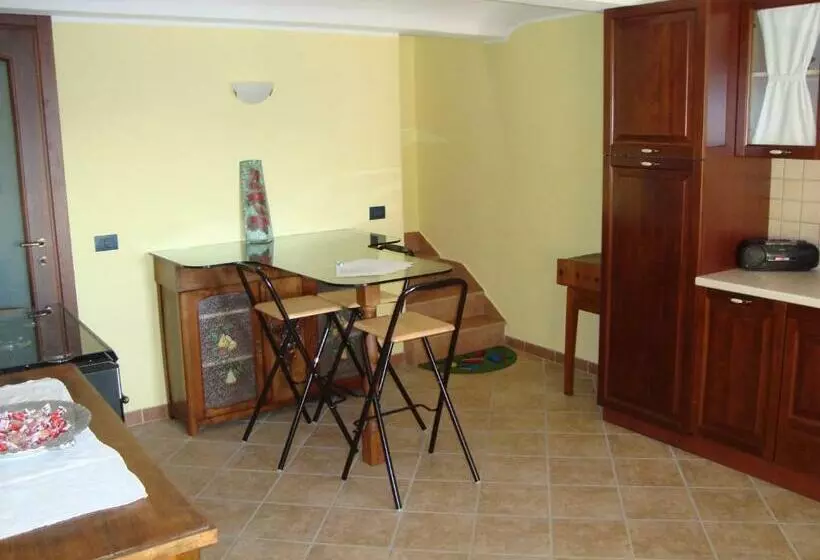 ベッドアンドブレックファースト Al Mobile Antico