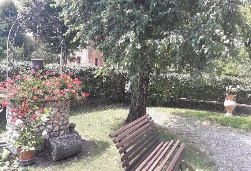 Aamiaismajoitus (B&B) Antico Borgo Leone