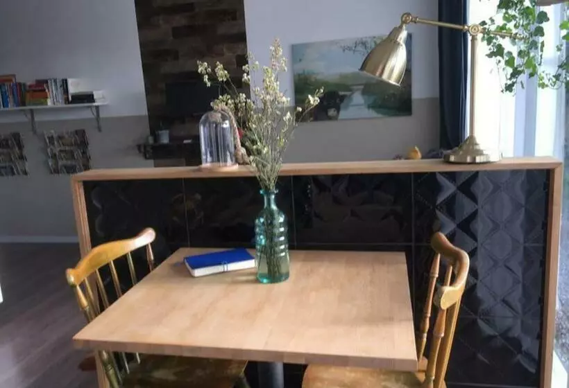 Aamiaismajoitus (B&B) Bed & Bentwoud