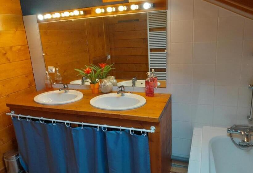 تختخواب و صبحانه Chambre D Hôtes Barnabas