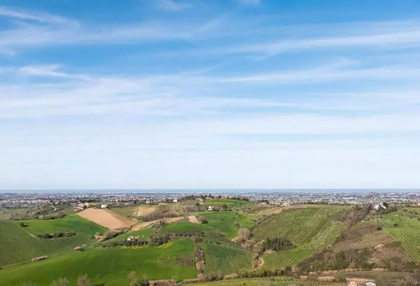 Aamiaismajoitus (B&B) Il Castellaro