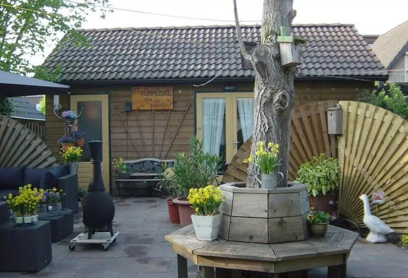 Aamiaismajoitus (B&B) It Tunhuske