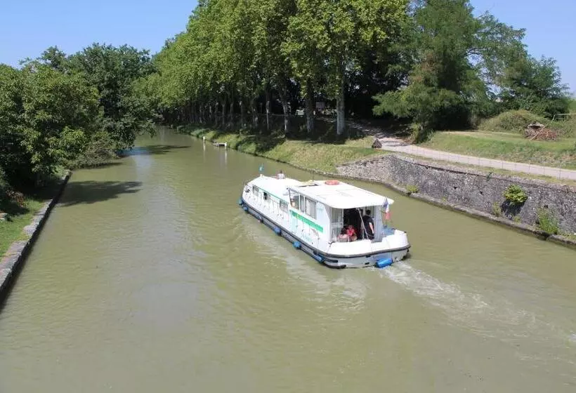 Aamiaismajoitus (B&B) La Bastide De Negra