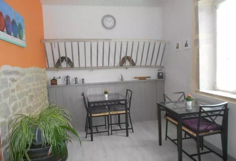 Aamiaismajoitus (B&B) Litdevin