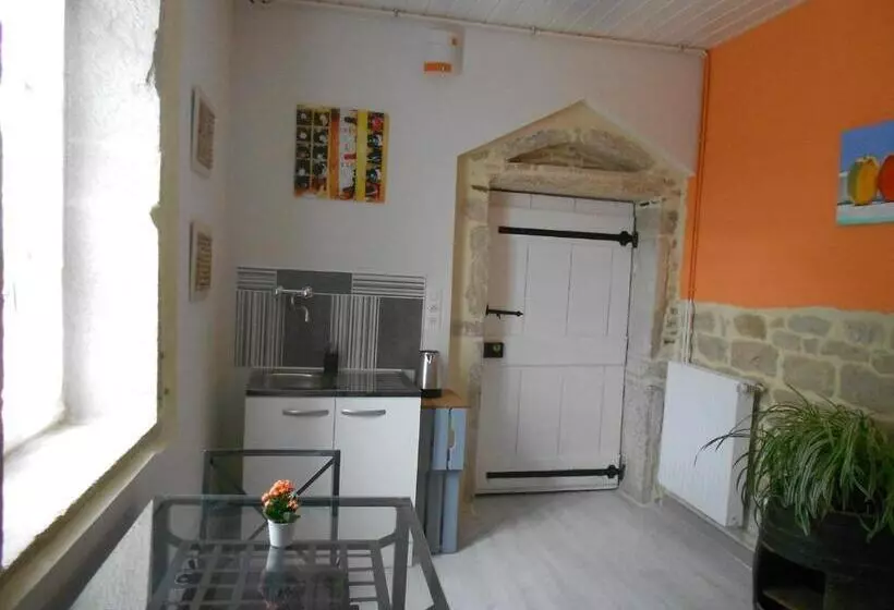 Aamiaismajoitus (B&B) Litdevin