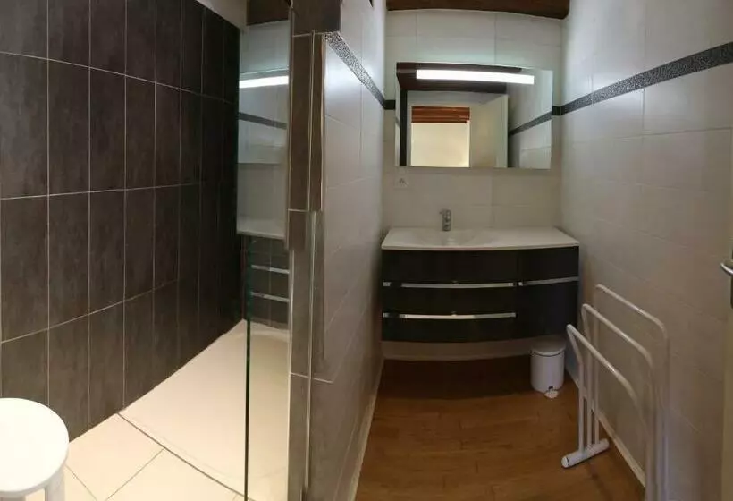 Aamiaismajoitus (B&B) Maison D Hotes Sainte Genevieve