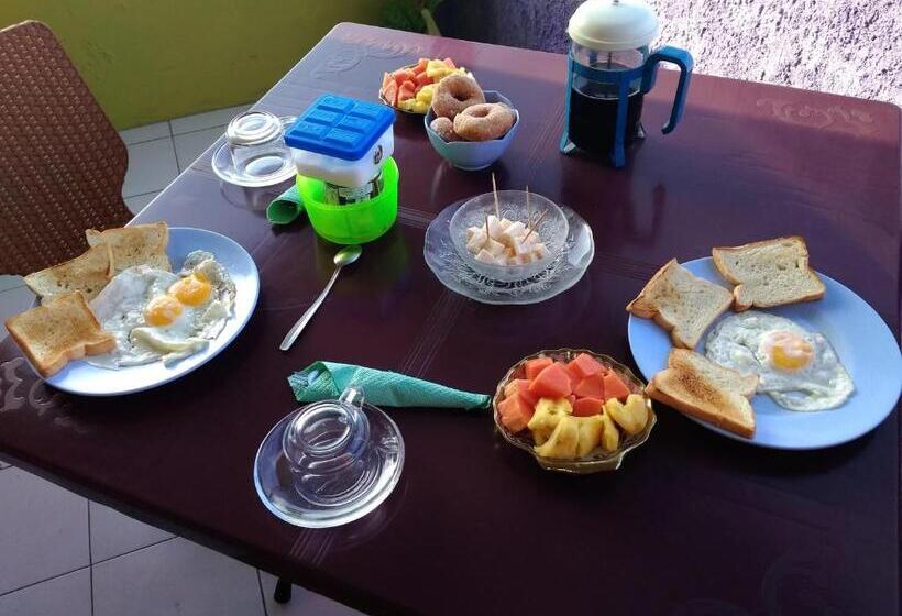 Bed and Breakfast Pulau Weh Sabang Marifi