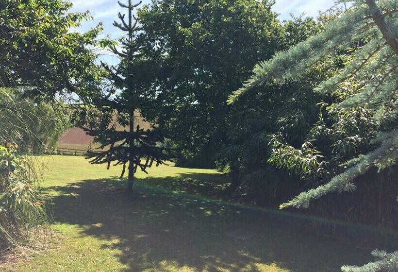 Bed and Breakfast Trecorme Barton