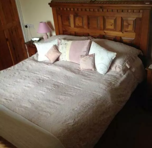 Bed and Breakfast Trecorme Barton