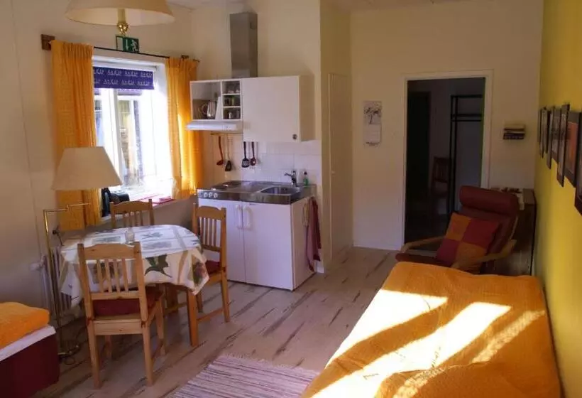 Bed & Breakfast Björkhyddan