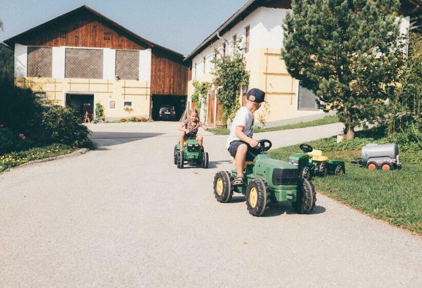 Отель Essleggerhof