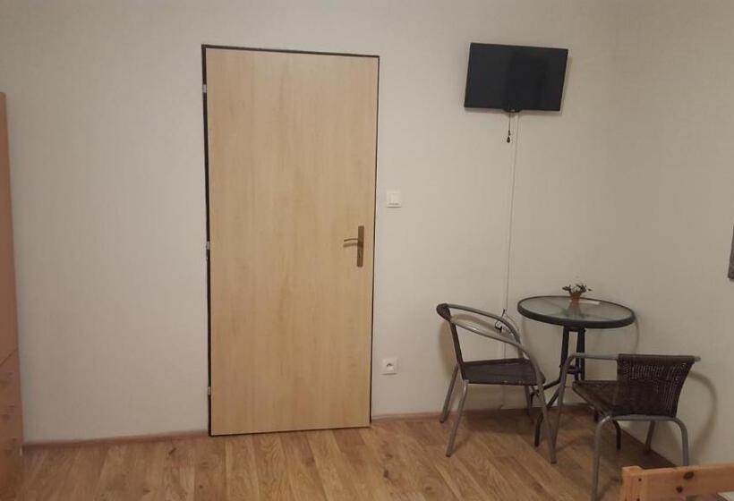 فندق Farm Stay Nh Stables