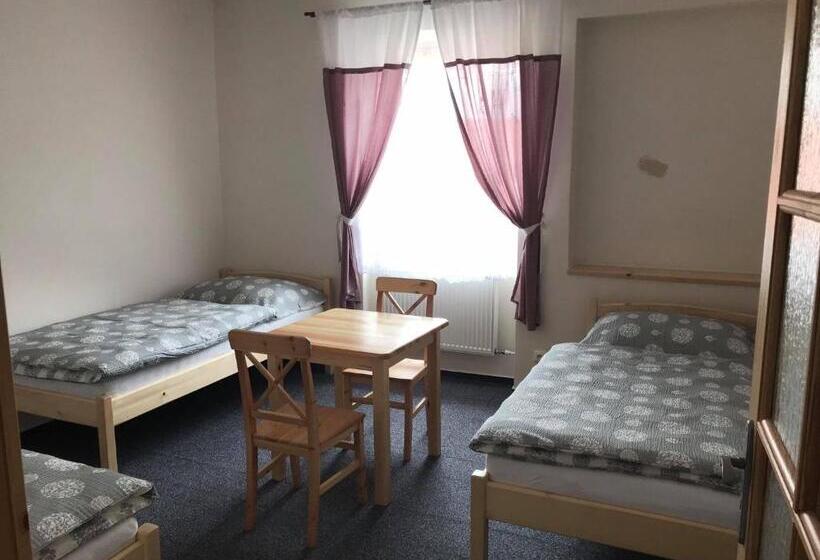 בית מלון כפרי Pod Stráží