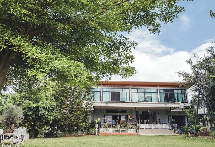 호텔 Tantai Eco Farm Stay At Khao Yai