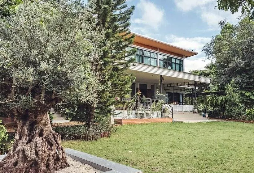 Hotelli Tantai Eco Farm Stay At Khao Yai